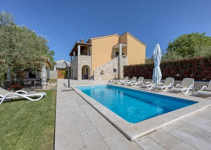 Vila Ladonja With Private Pool And Sauna