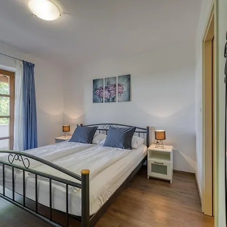 Villa Ladonja With Private Pool And Sauna Marasi