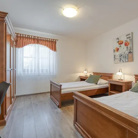 Ladonja With Private Pool And Sauna * Marasi