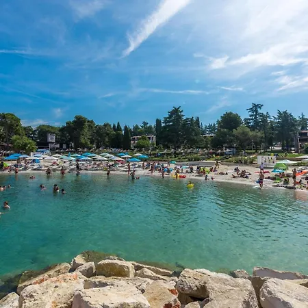 Ladonja With Private Pool And Sauna Marasi
